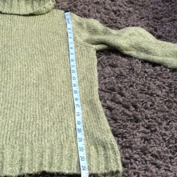 New York and Company long sleeve Cowl turtle neck sweater - Picture 4 of 5